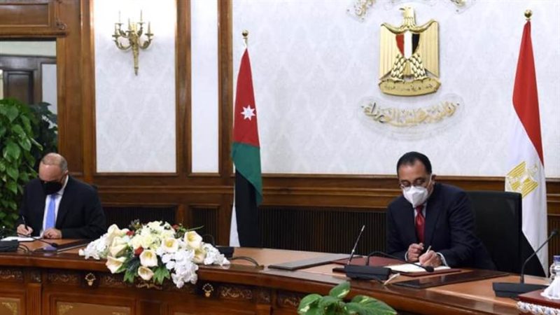 تختتم أعمالها بتوقيععدد