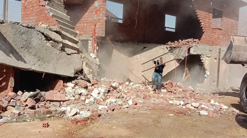 إزالة تعدى على أرض