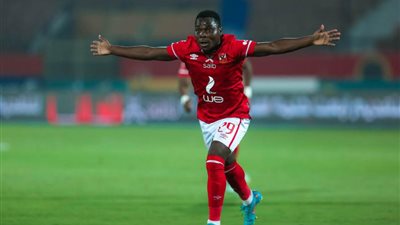 الأهلي يتصدر الدوري الممتاز بالفوز على مصر للمقاصة برباعية نظيفة