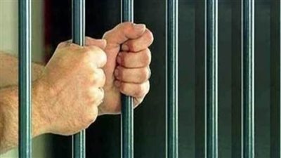 حكم رادع لعامل هتك عرض ابنتيه في بولاق الدكرور