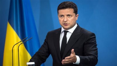 الرئيس الأوكراني يعلن الأحكام العرفية ويوجه كلمة وتعهدًا للأوكرانيين