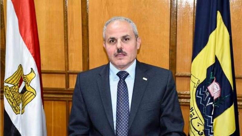 رئيس جامعة قناة السويس