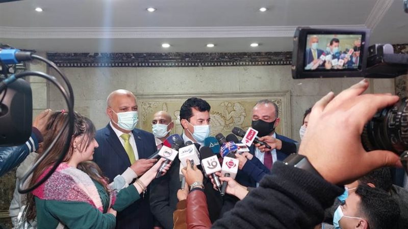 الدكتور أشرف صبحي