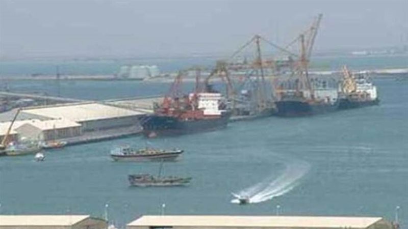 إغلاق ميناء العريش