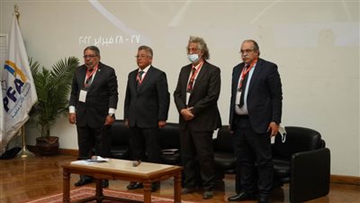 الاعتماد والرقابة الصحية تشارك في مؤتمر نقابة الأطباء الأول 