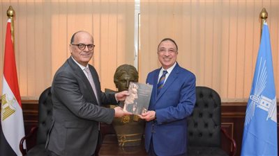 محافظ الإسكندرية يبحث مع سفير تونس تعزيز التعاون المشترك