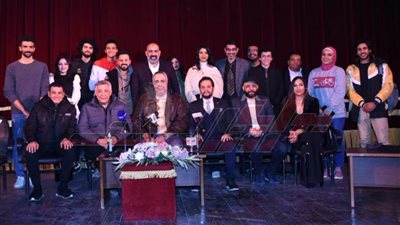 إسماعيل مختار: 