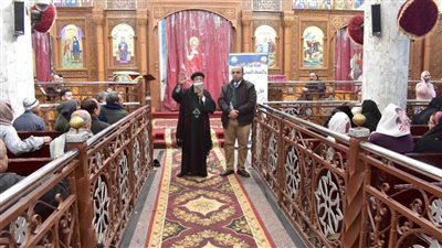 توعية رواد كنيسة العذراء بالشيخ يوسف بمشروعات المبادرة الرئاسية حياة كريمة بسوهاج