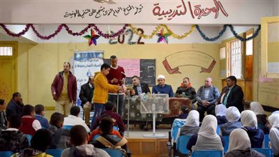 بمشاركة القابضة لمياه الشرب.. أنشطة توعوية لطلاب مدرسة الشيخ يوسف ضمن قرى حياة كريمة بسوهاج