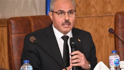 مجلس جامعة قناة السويس يعقد اجتماعه الدوري 