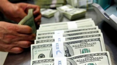 أسعار الدولار الأمريكي اليوم الإثنين.. تحديث يومي 