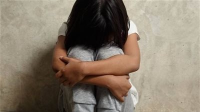 تأجيل محاكمة عامل هتك عرض ٥ طفلات بمدرسة المعادي لـ٢٦ مارس