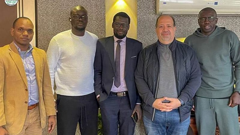 الوفد السنغالي