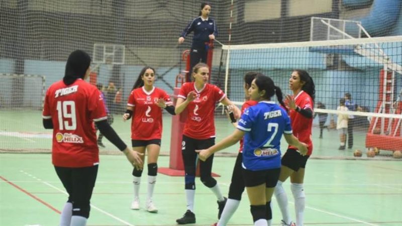 طائرة سيدات الأهلي