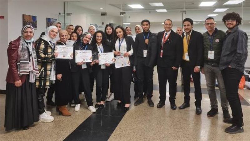 الطلاب المشاركون