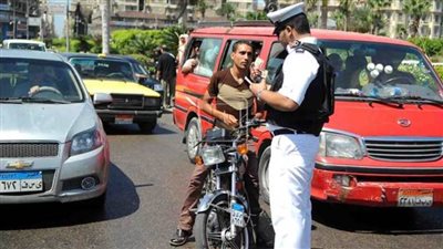 ضبط 413 مخالفة خلال حملة مرورية مكبرة بسوهاج