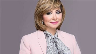 لميس الحديدي تدعم المرأة بعد الخمسين