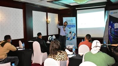 الرعاية الصحية تطلق برنامجًا تدريبيًا لأطباء الفم والأسنان بمنشآت بالأقصر