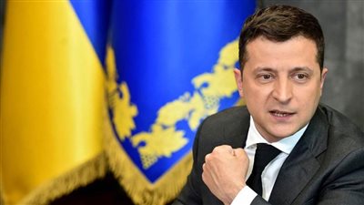 “زيلينسكي”.. من البلاتوه إلى قصر الرئاسة والمصير المجهول 