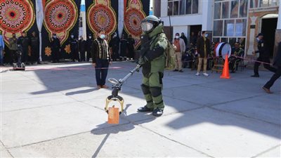 محافظ سوهاج ومدير الأمن يشهدان فعاليات الاحتفال باليوم العالمي للحماية المدنية