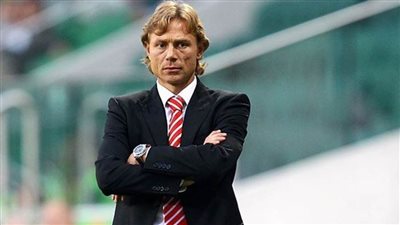 مدرب منتخب روسيا لكرة القدم : حلم كأس العالم 