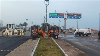 تكثيف أعمال الرصف وترميم الحفر والمطبات على مستوى أحياء الإسكندرية