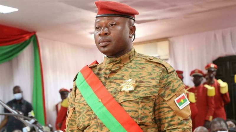 داميبا الرجل القوي