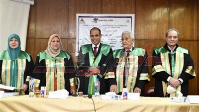 الكاتب سعيد زكي يحصل على الماجستير في النقد الأدبي بدرجة ممتاز