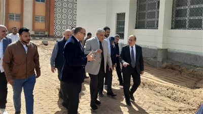 محلب والأمين العام لبيت الزكاة والصدقات يقومان بجولة تفقدية لمركز التدريب المهني للأطفال الأولى بالرعاية