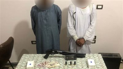 ضبط عنصرين إجراميين بالأقصر بحوزتهما أسلحة نارية ومخدرات