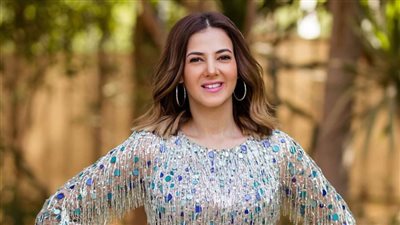 دنيا سمير غانم تخرج من السباق الرمضاني وتلغي متابعة المنتج