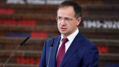 رئيس الوفد الروسي:الأنباء عن تأجيل موعد المفاوضات بين روسيا وأوكرانيا غير صحيحة