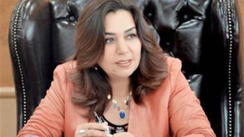 الدكتورة منال عوض