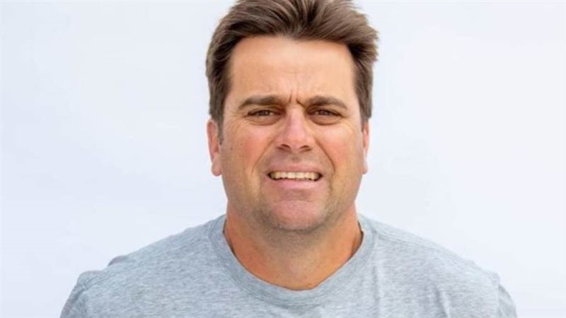 حسن العروسي نائب