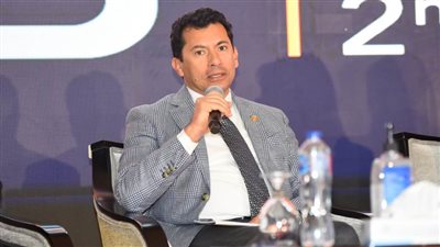 تفاصيل اجتماع وزير الرياضة مع الجهاز الفني للمنتخب الوطني