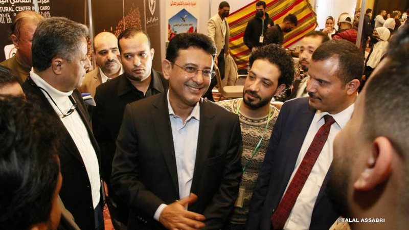 السفير اليمني اثناء