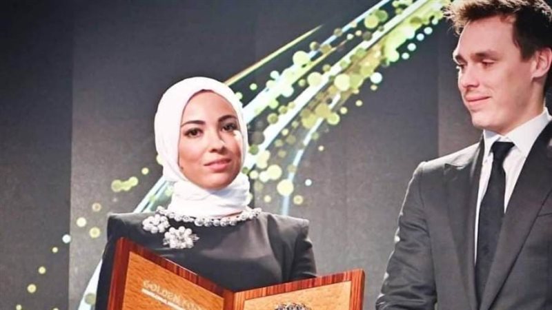 ماجي صادق زوجة محمد