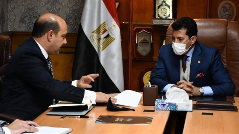 الدكتور أشرف صبحي