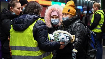 أكثر من مليون لاجئ أوكراني وصلوا إلى بولندا واتهامات لروسيا بالقيام بجرائم حرب