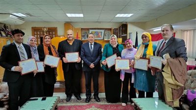 فوز 4 مدارس بجائزة المدرسة الدولية للاعتماد الكامل بالبحيرة