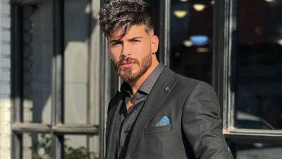 في جولة حول العالم.. الفنان العراقي علوش الأمير يزور مصر لدعم السياحة