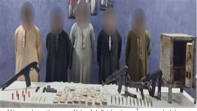 ضبط مرتكبي واقعة سرقة خزينة من محطة وقود بأسيوط .. وإعادة المسروقات