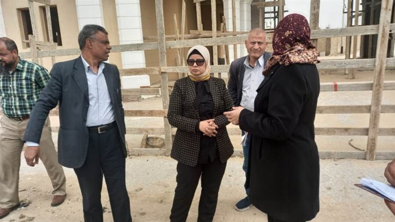 والسكرتير المساعد