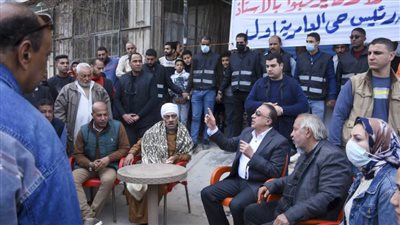 محافظ الإسكندرية يتواجد وسط أهالي مساكن توشكى بالعامرية أول 