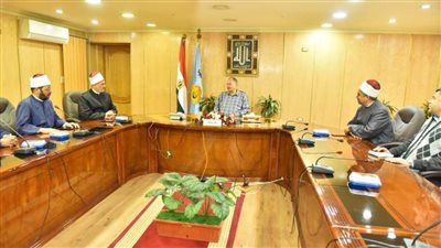 أسيوط تستقبل قافلة دعوية للأزهر لنشر الفكر الوسطى والتصدي للأفكار الهدامة