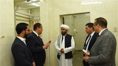 رئيس جامعة مركز الثقافة السنية الإسلامية بالهند يتفقد داخل الحرم الجامعي