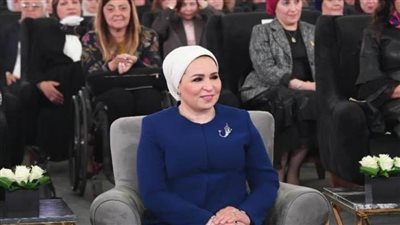 بالفيديو.. أغاني الزمن الجميل في الاحتفال بيوم المرأة المصرية بحضور السيدة انتصار السيسي