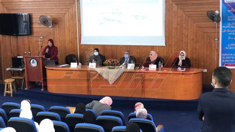 خلال المؤتمر