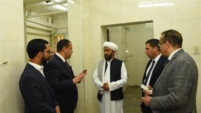 رئيس جامعة مركز الثقافة