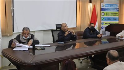 مياه أسيوط تناقش آلية تنفيذ الوصلات المنزلية بمبادرة 